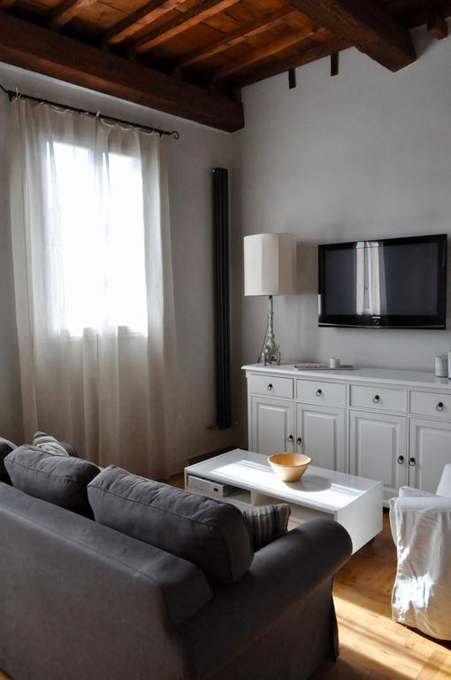 Borgo San Frediano - Flo Apartments Firenze Bagian luar foto